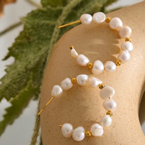 ◾️18k Gold Plated Natural Pearls Beads Hoop Earrings - Picture 11 of 12